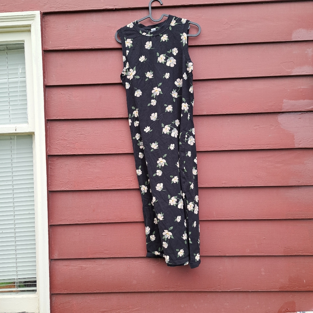 Old Navy Black and White Midi Dress